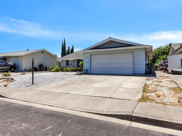 159 Isle Royale Circle, Vacaville, CA 95687