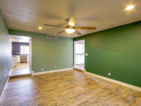 5th image of 1454 W Keating Ave