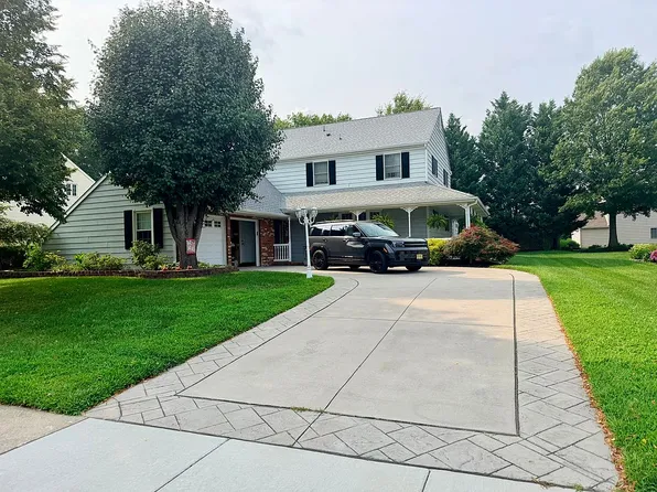 108 Coopers Kill Rd, Delran, NJ 08075