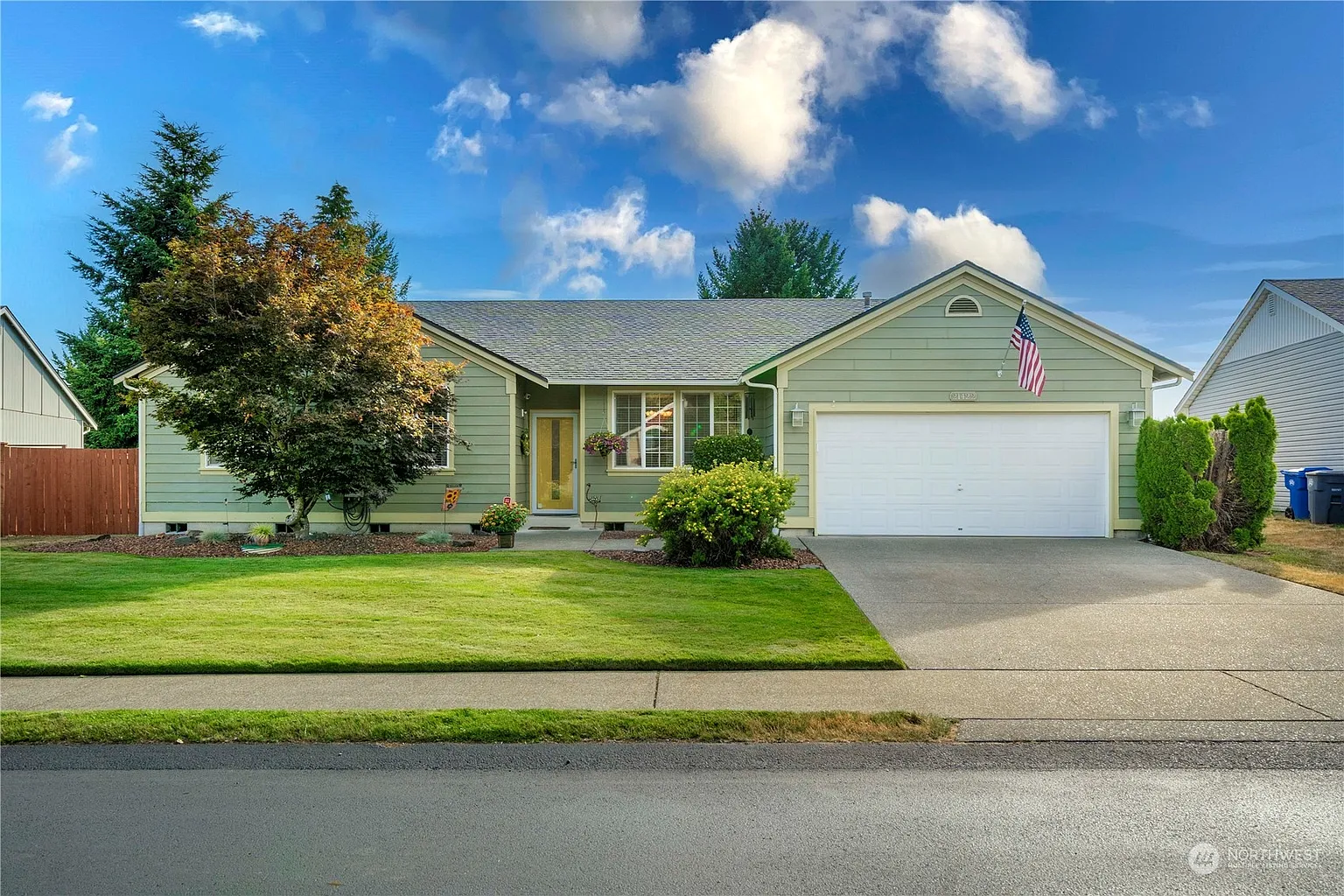 21422 42nd Avenue E photo 1