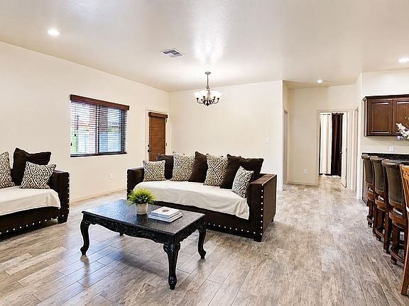 4th image of 4252 W 25th St