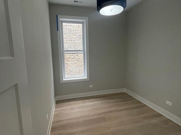 4th image of 3029 W 19th St #1