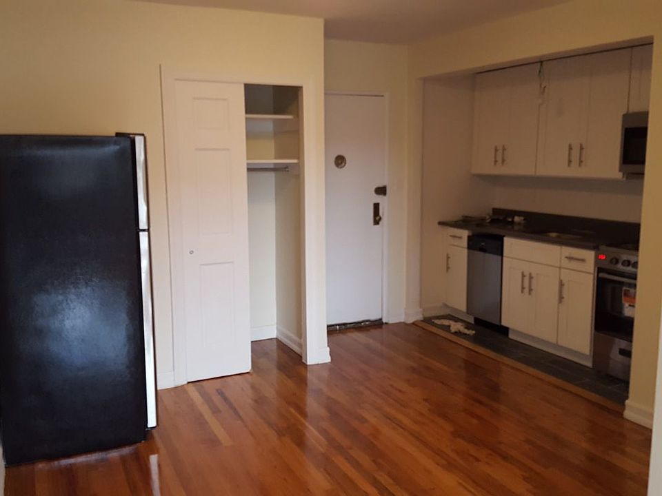 2nd image of 7311 Bell Blvd APT 6B