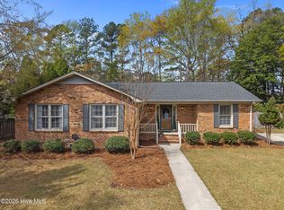 3400 Sherwood Dr, Greenville, NC 27858