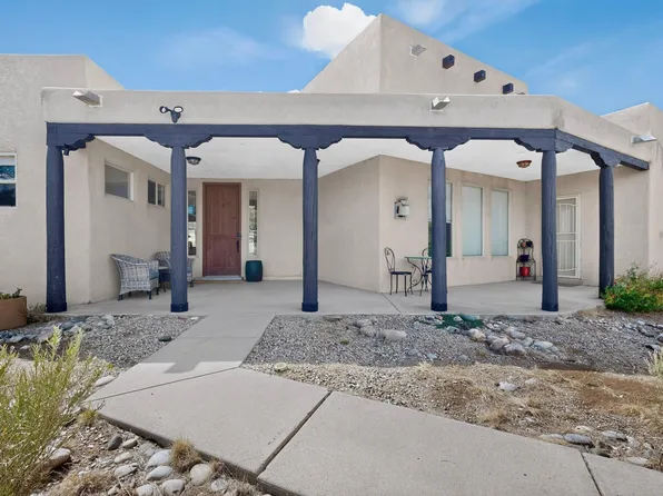 3 Sandia Mountain Ranch Dr, Tijeras, NM 87059