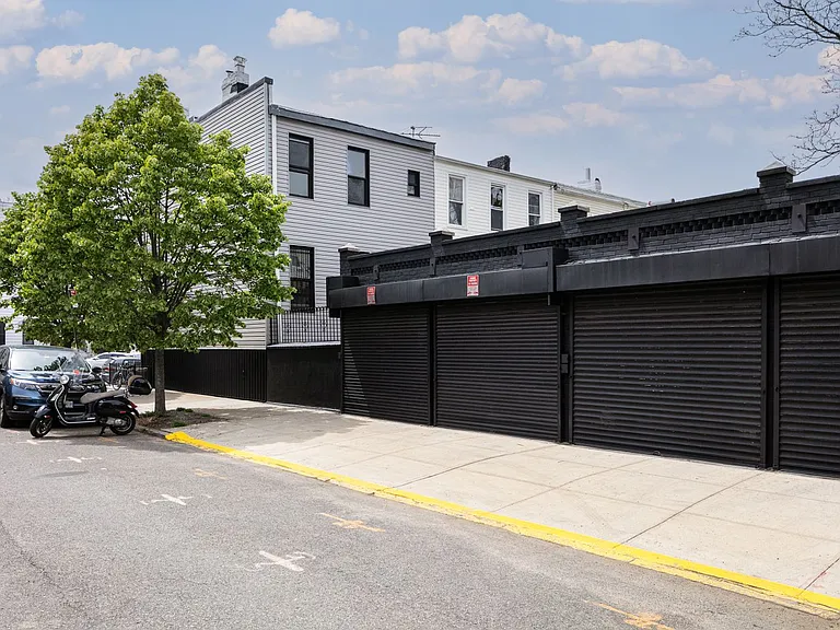 325 Prospect Ave — Photo 13