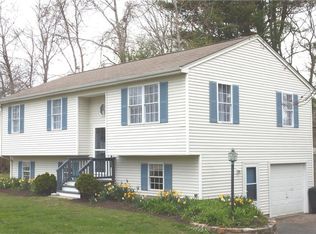 229 Ashaway Rd, Bradford, RI 02808