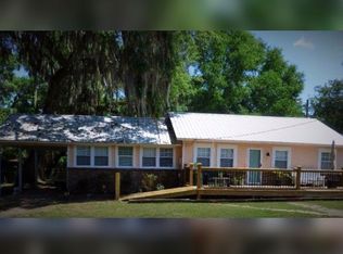 1099 Norman St, Townsend, GA 31331