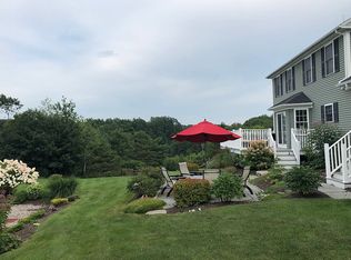 18 Elm St E, Hampden, ME 04444