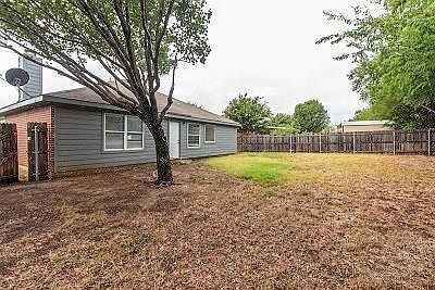 2nd image of 836 Canyon Cove Dr