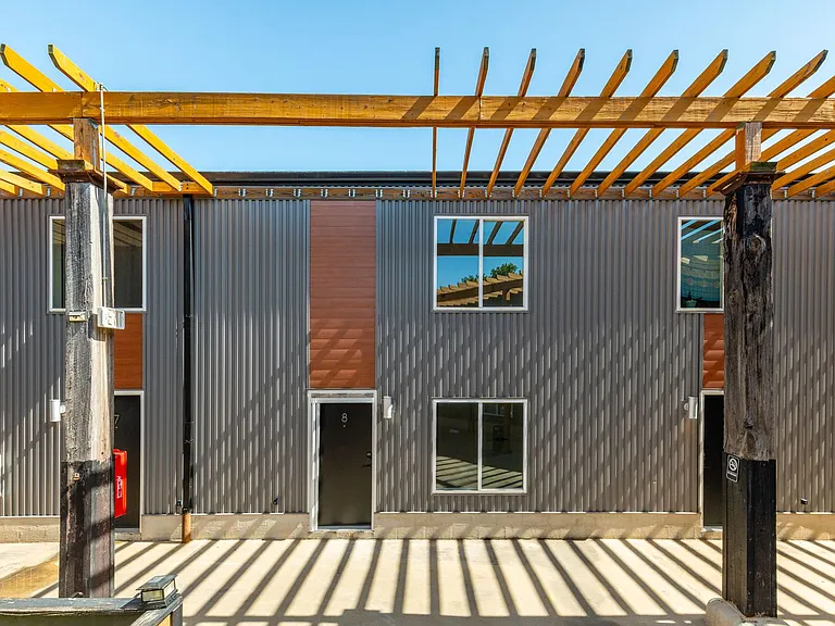 3003 Glenwood — Photo 148