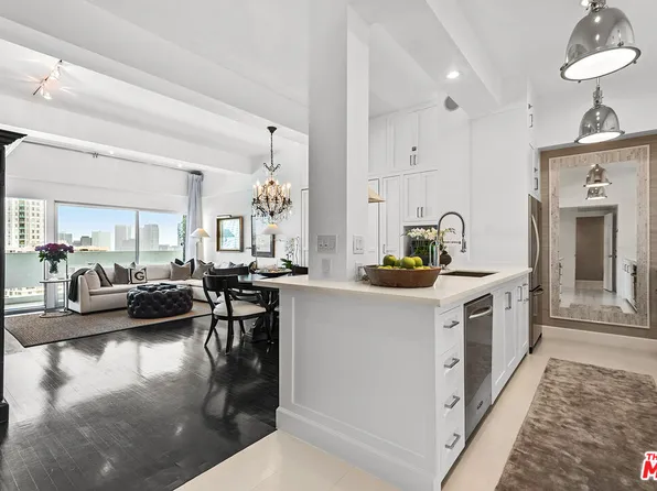 10701 Wilshire Blvd APT 1202, Los Angeles, CA 90024