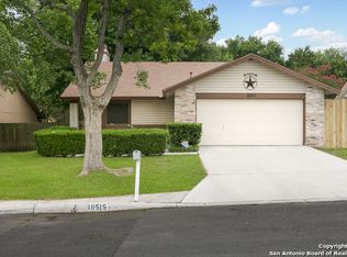 16515 Hunting Glen St, San Antonio, TX 78247