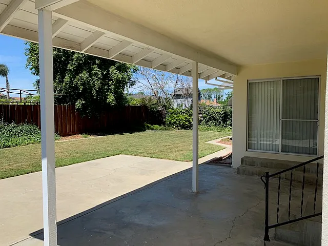 1043 Grove Ave — Photo 11