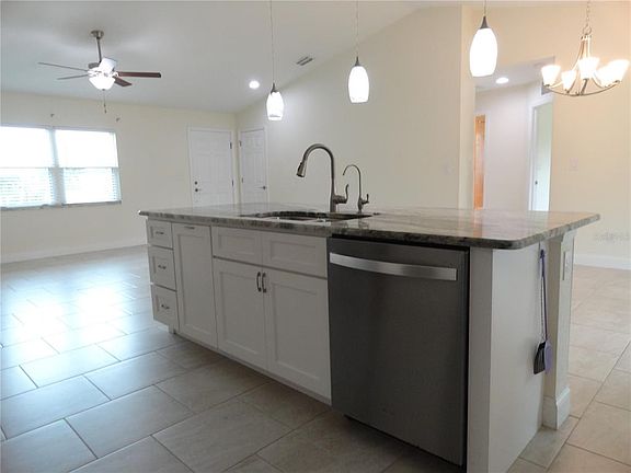 4th image of 2580 VOGLER LANE