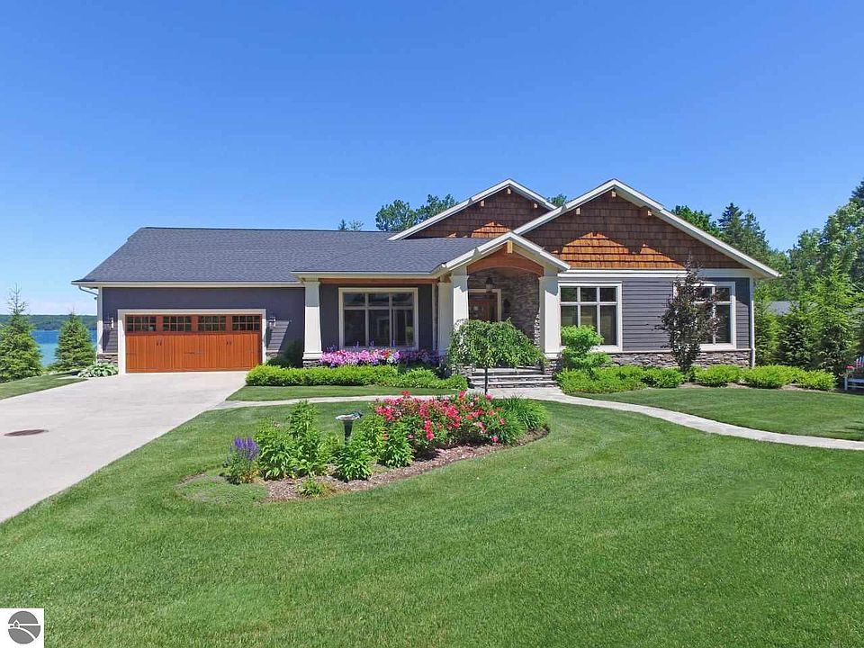 1st image of 2751 Torch Lake Dr NW