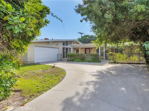 12791 Martha Ann Dr, Los Alamitos, CA 90720