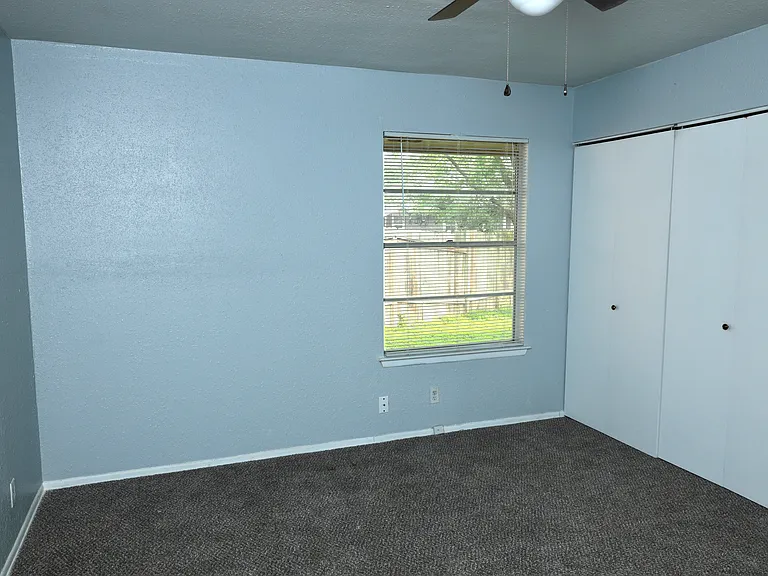 6606 Benhill — Photo 37
