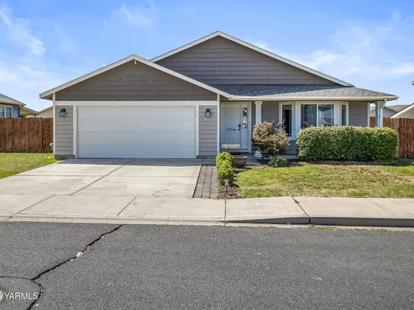 710 Columbus Ave, Moxee, WA 98936