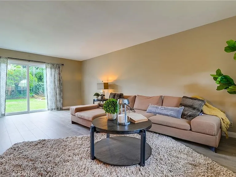 5822 Newman St — Photo 4