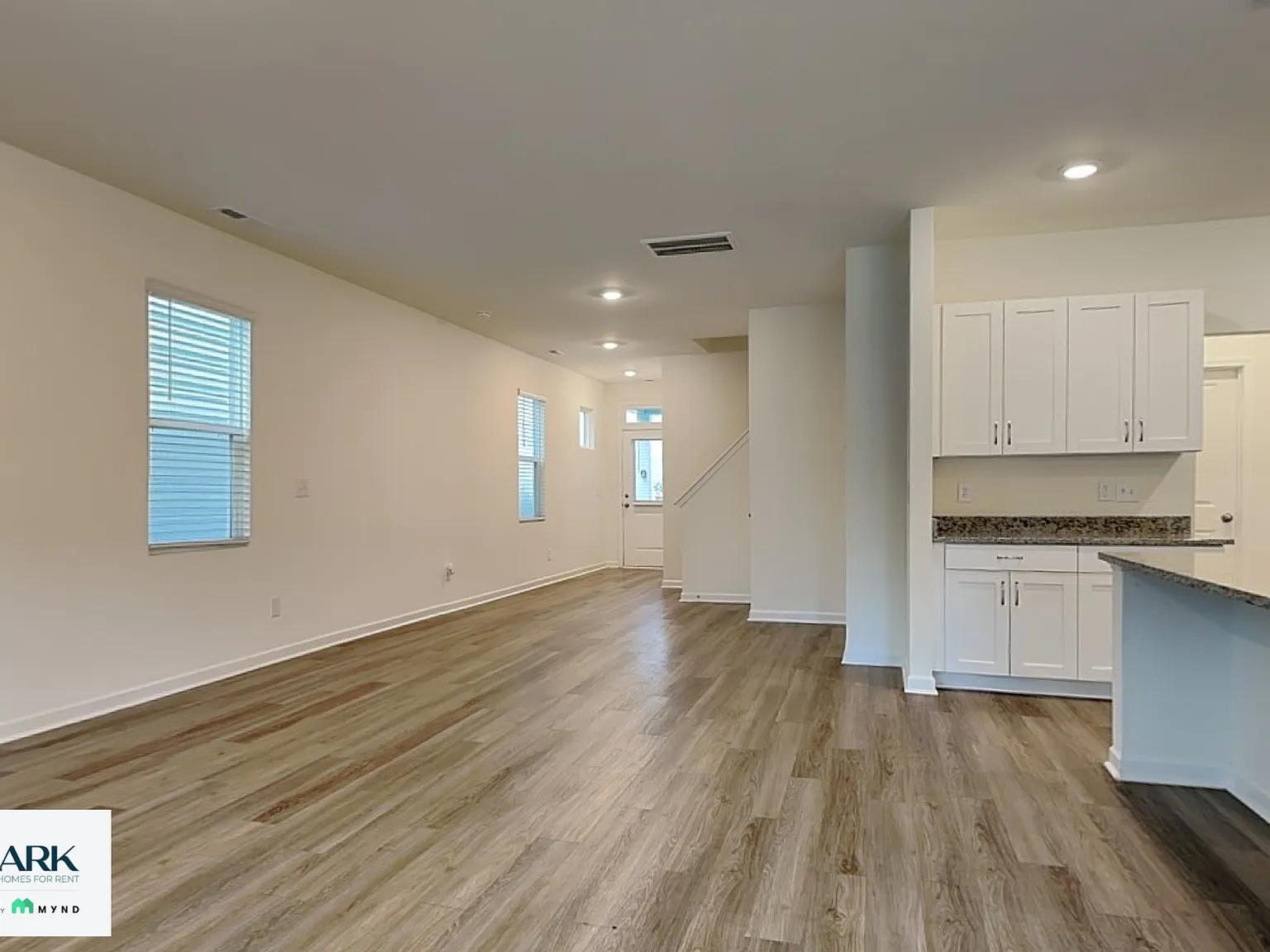 3 bed, 2.5 bath, 2186 sqft, $2,379 — Photo 4