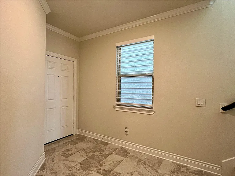10916 Cannes Memorial Dr — Photo 30