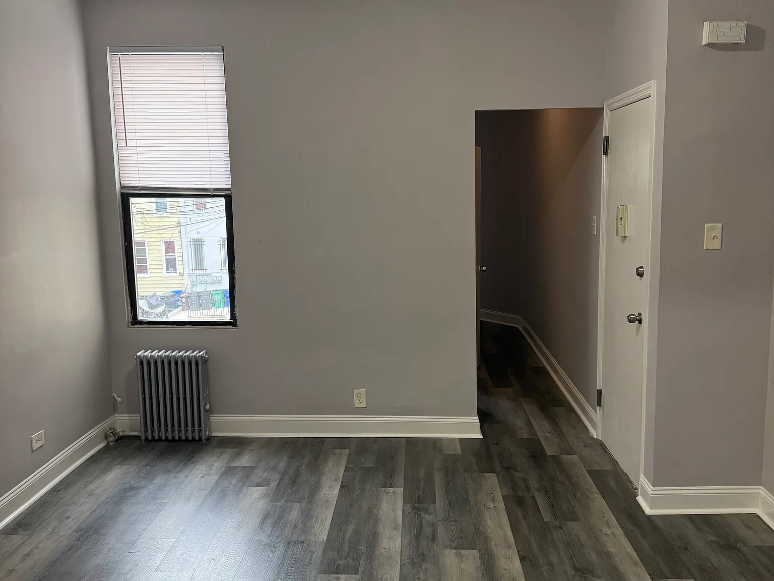 2 bed, 750 sqft, $2,650 — Photo 4