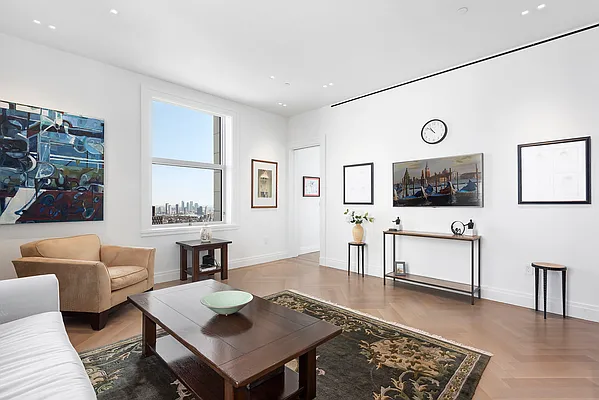 Sold by William Raveis Real Estate | media 3