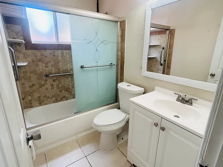 131 NW 57th St #131 — Photo 23