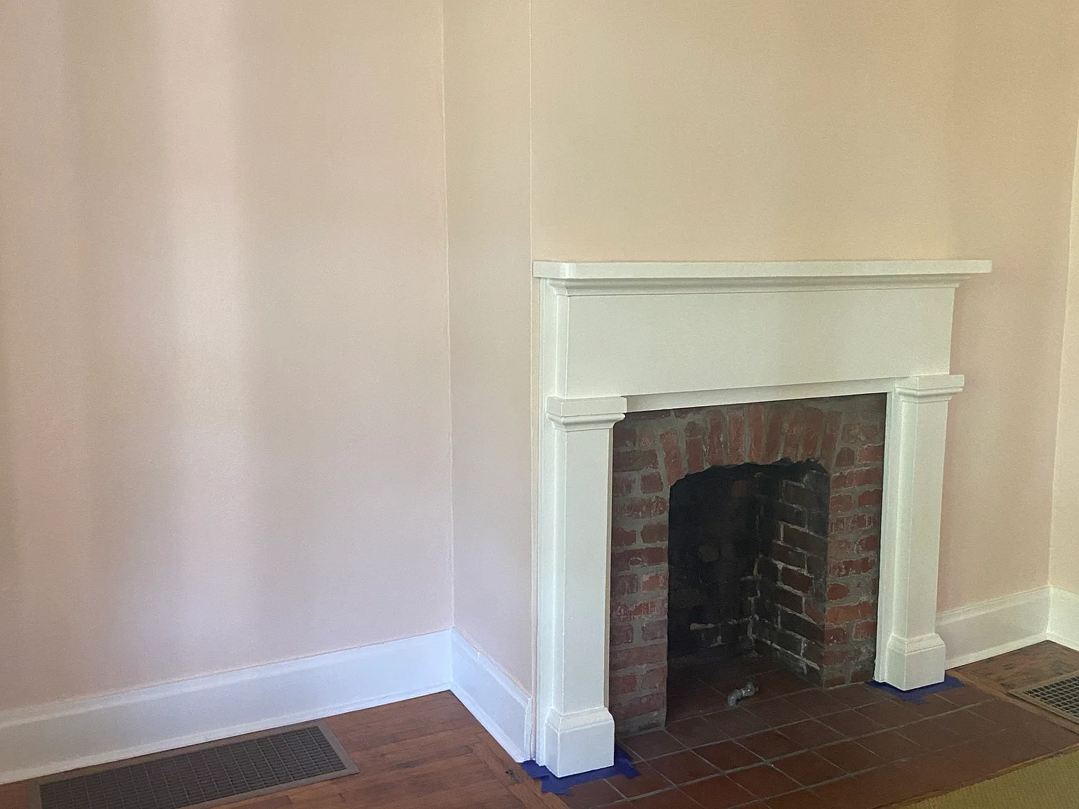 1 bed, 1000 sqft, $1,100 — Photo 4