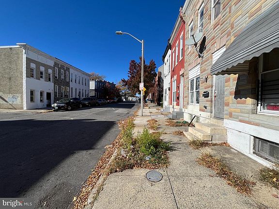 3rd image of 2551 Francis St