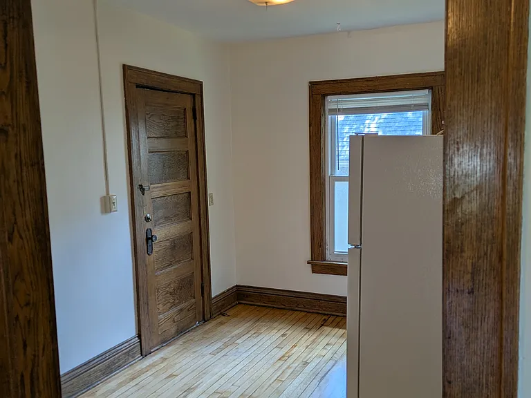 1922 Sharon Ave SE #2 — Photo 7