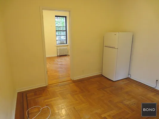 Rented by Bond New York | media 4