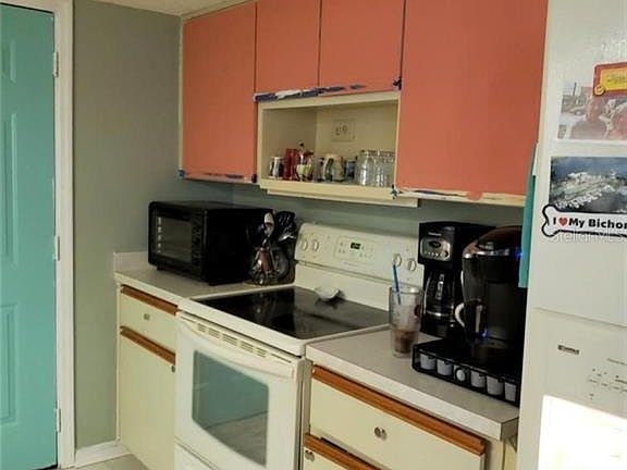 3rd image of 10448 SE 178th St