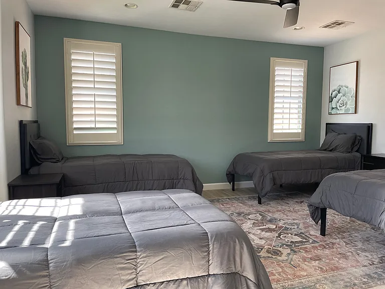 3305 E Windsor Dr — Photo 14