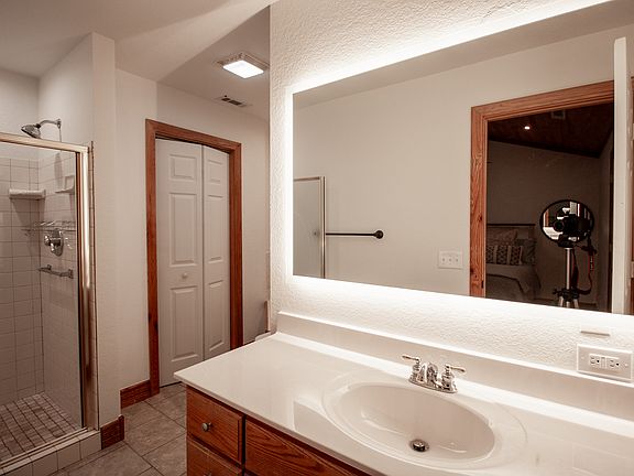 3rd image of 8550 Hidden Valley Dr