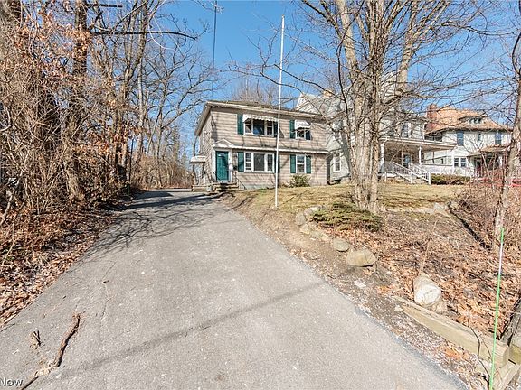 3rd image of 114 Beck Ave