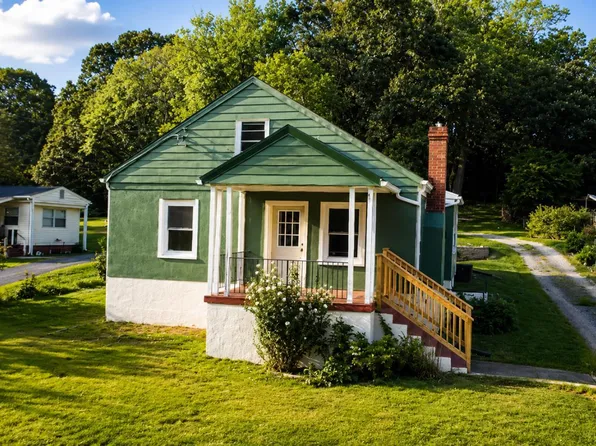 194 Mays St, Madison Heights, VA 24572