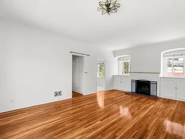 9122 Beverly Blvd #9122 — Photo 4