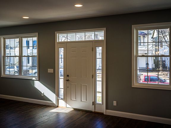 3rd image of 1200 SE 1st St
