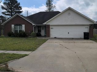 421 Cross Dr, Haughton, LA 71037