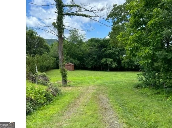 2A & 2B Tranquil Pointe Ln, Hiawassee, GA 30546