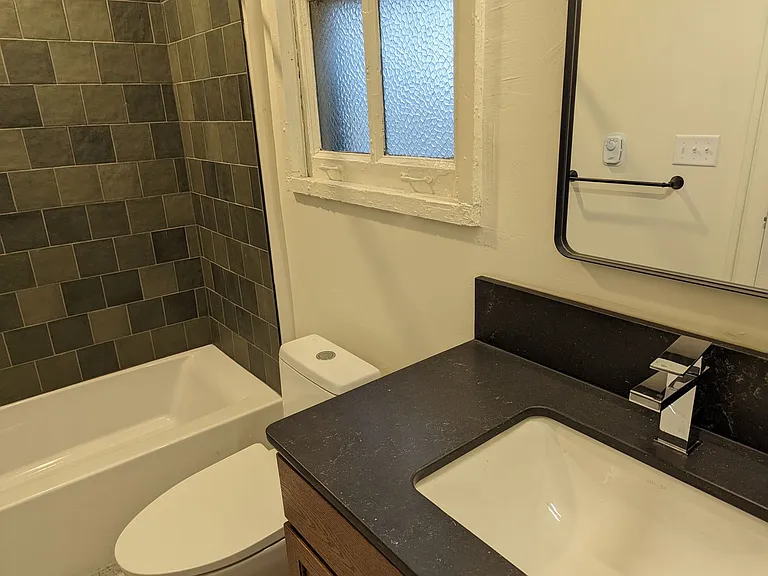 1401 Main Street — Photo 17