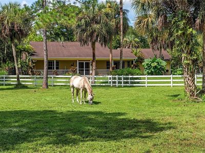525 5th ST NW, Naples, FL, 34120