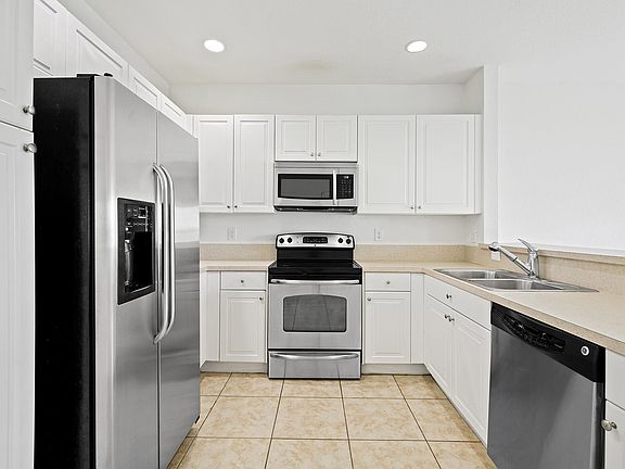 2nd image of 3022 NW 30th Avenue