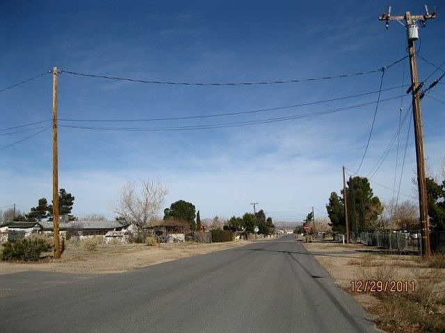 2nd image of 9418 Wasco Ave