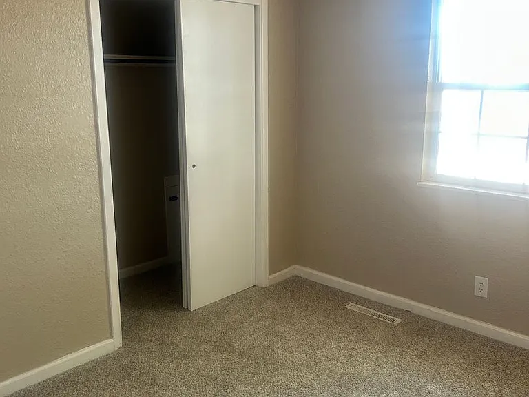 84A Rose Dr — Photo 23