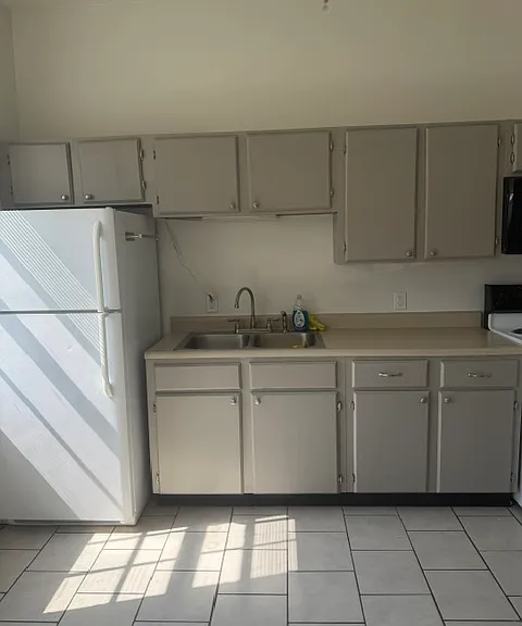 632 Mercer St #B — Photo 7