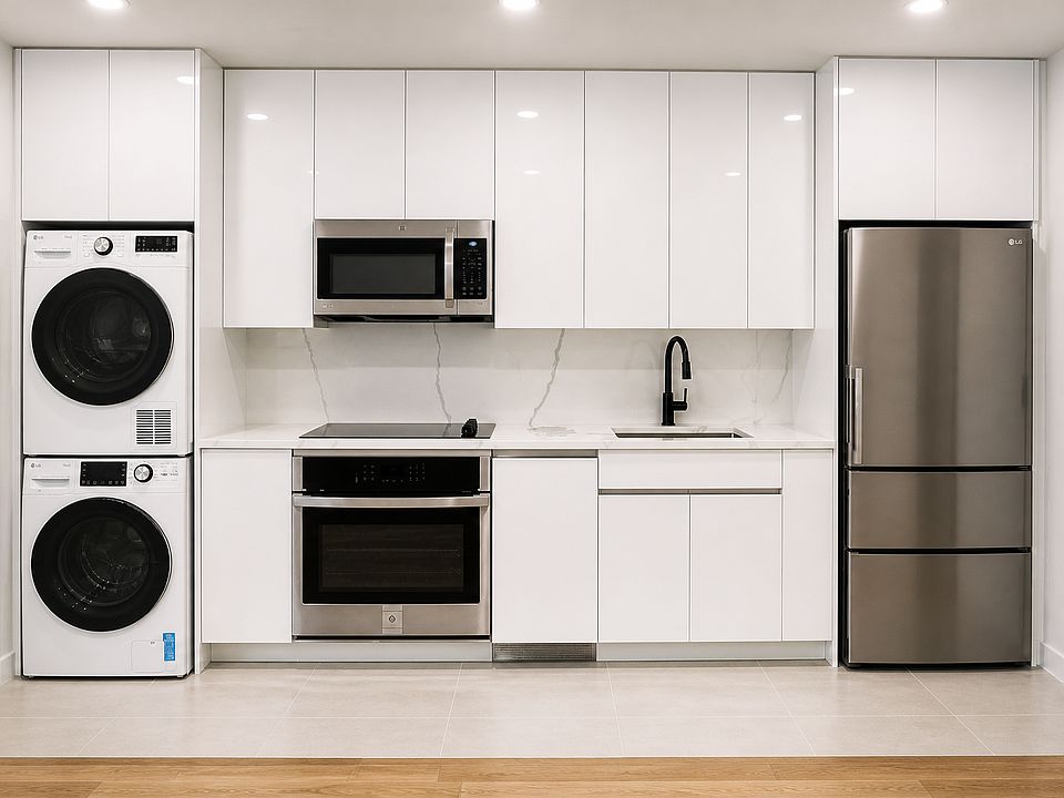 1st image of 568 Baltic St APT 4R