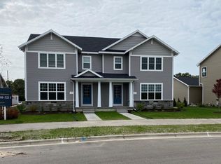 1053 Okeeffe Ave, Sun Prairie, WI 53590